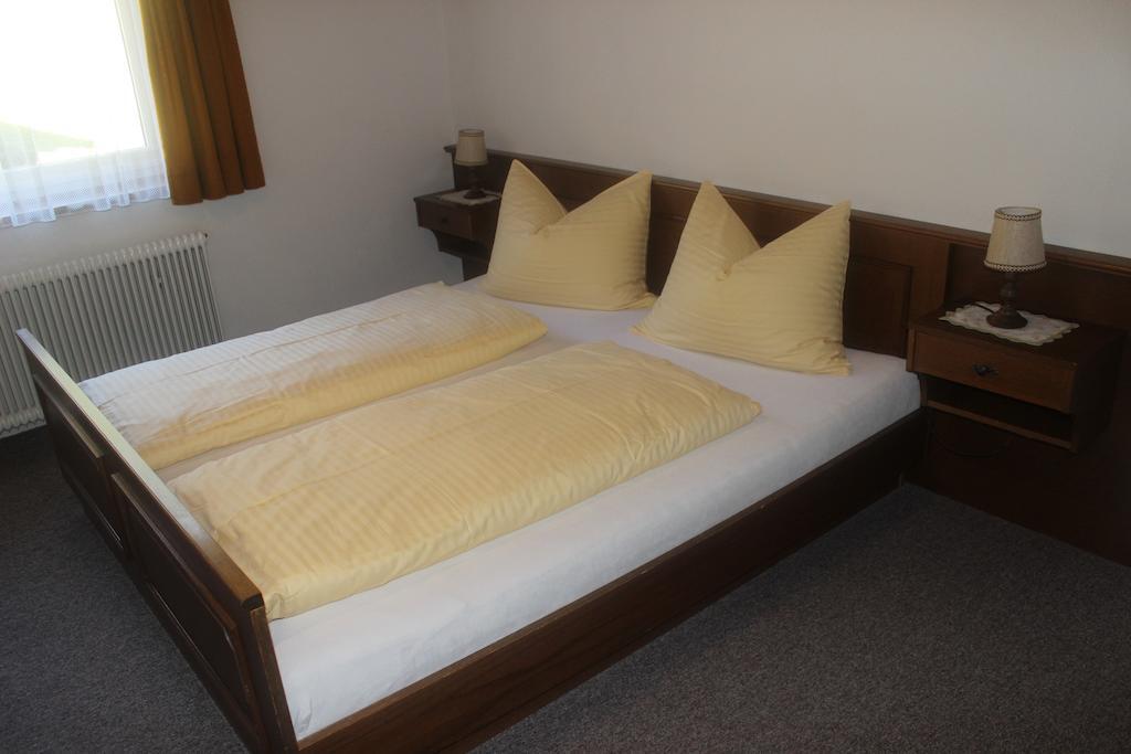 Apartamento Haus Bergblick Bad Kleinkirchheim Habitación foto